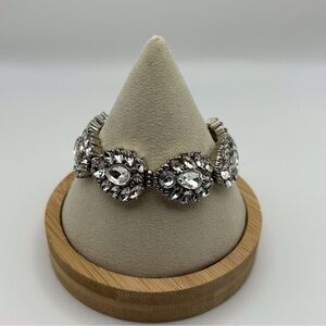 Rhinestone Sparkle Floral Leaf Stretch Bracelet Silver Tone Princess Statement